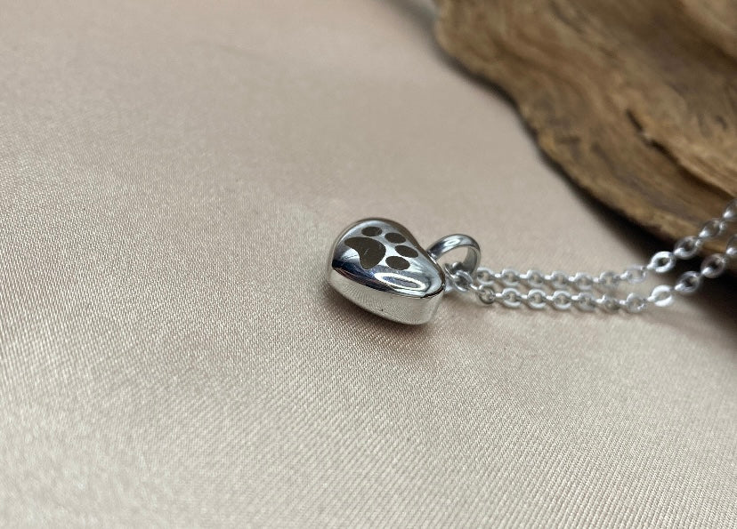 Pet Ashes Necklace – Paw Print Urn Pendant Memorial Jewelry for Cats & Dogs