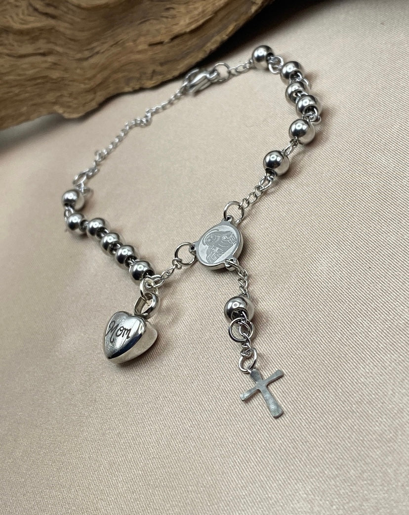 Rosary Urn Bracelet – Engraved 'Mom' Heart Keepsake Jewelry for Ashes