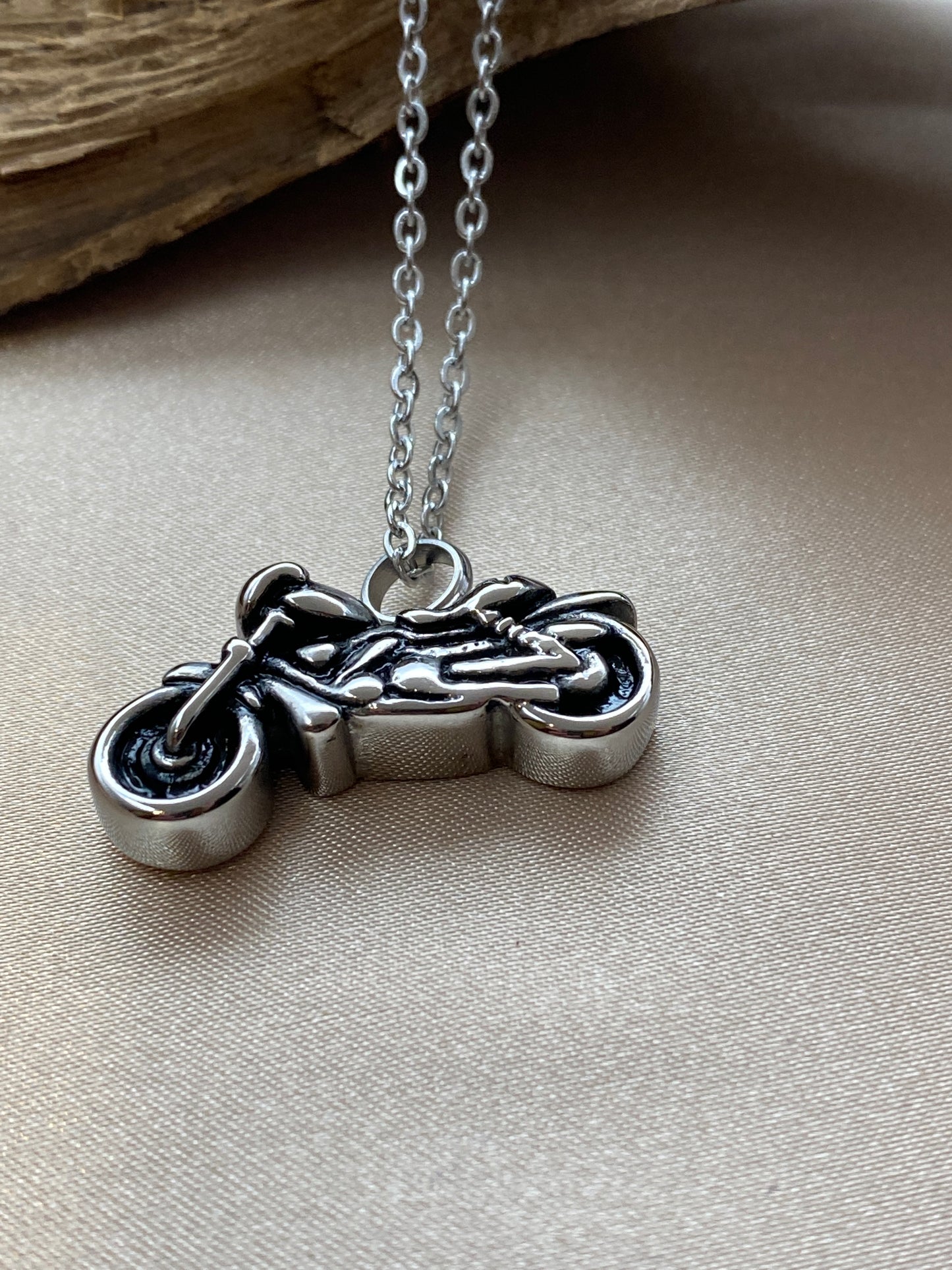 Motorcycle Cremation Necklace for Ashes – Biker Memorial Urn Jewelry for Dad or Loved One