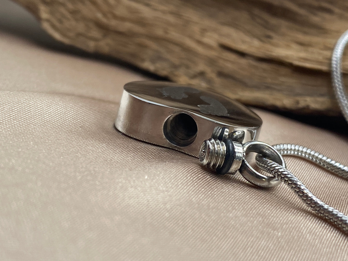 Heartfelt Tribute - Cremation Memorial Heart Urn Necklace for Baby Ashes