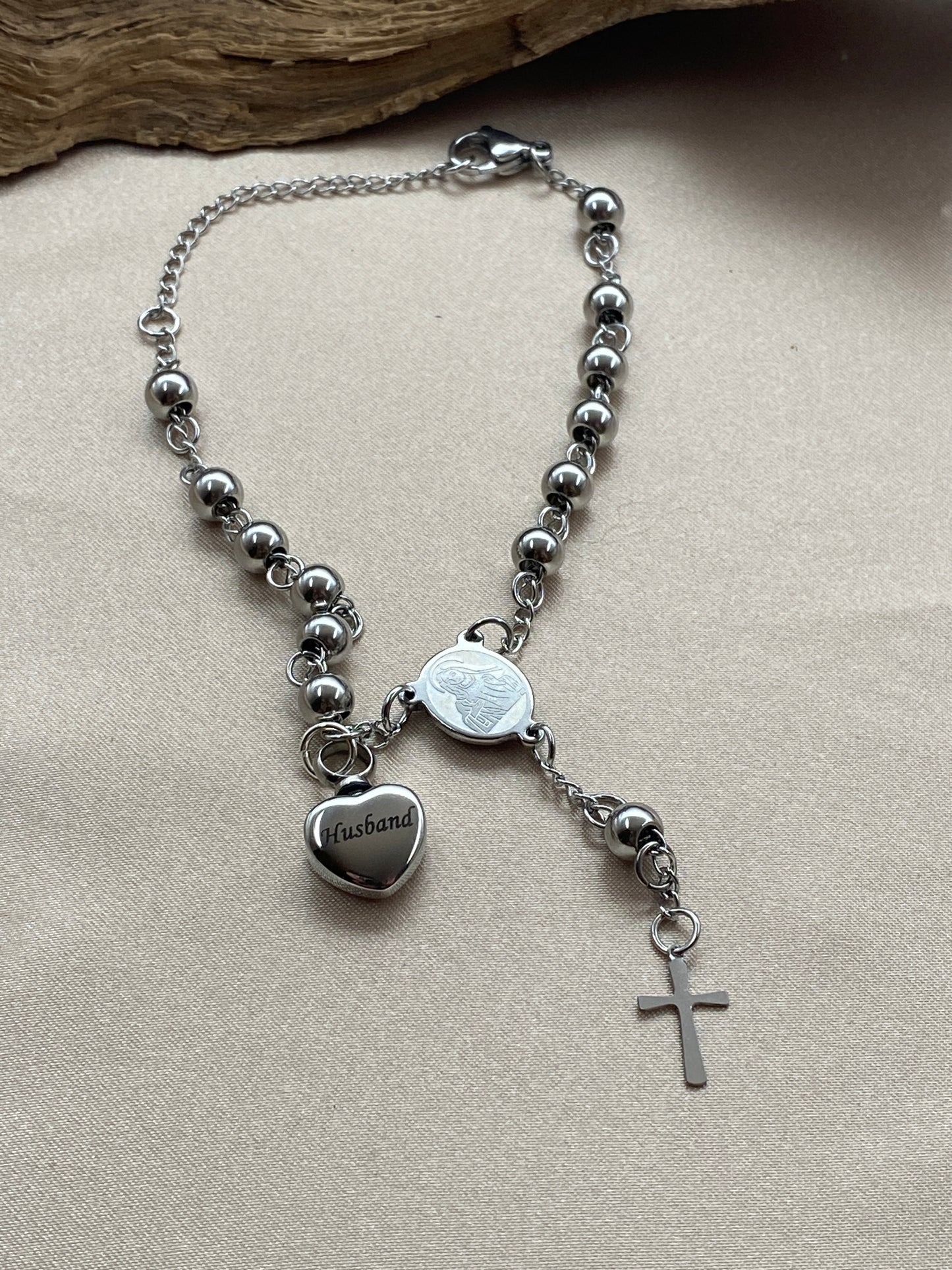 Rosary Urn Bracelet – Engraved 'Husband' Heart Memorial Jewelry for Ashes