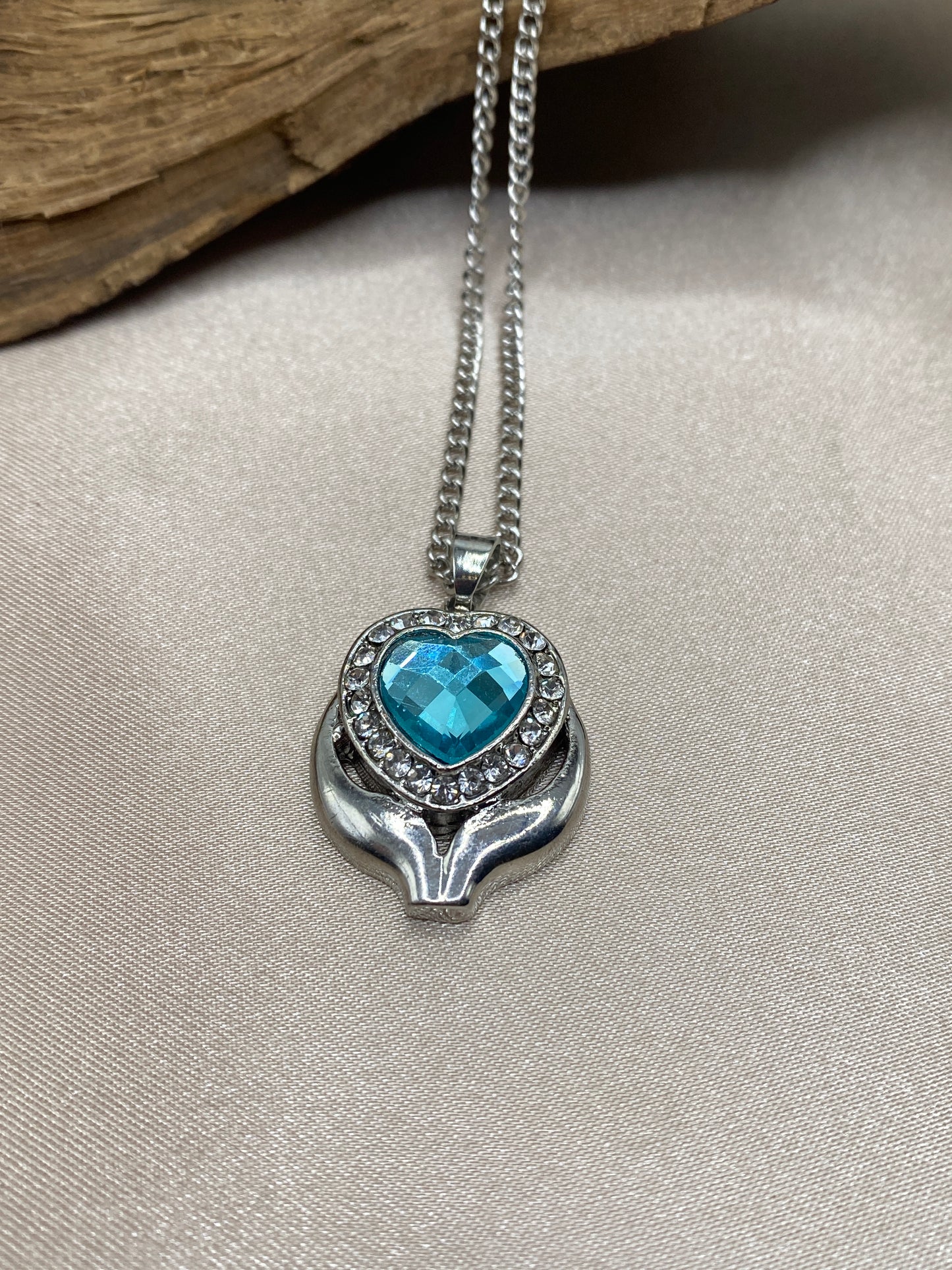 Blue Flower Heart Cremation Necklace – Memorial Jewelry for Ashes