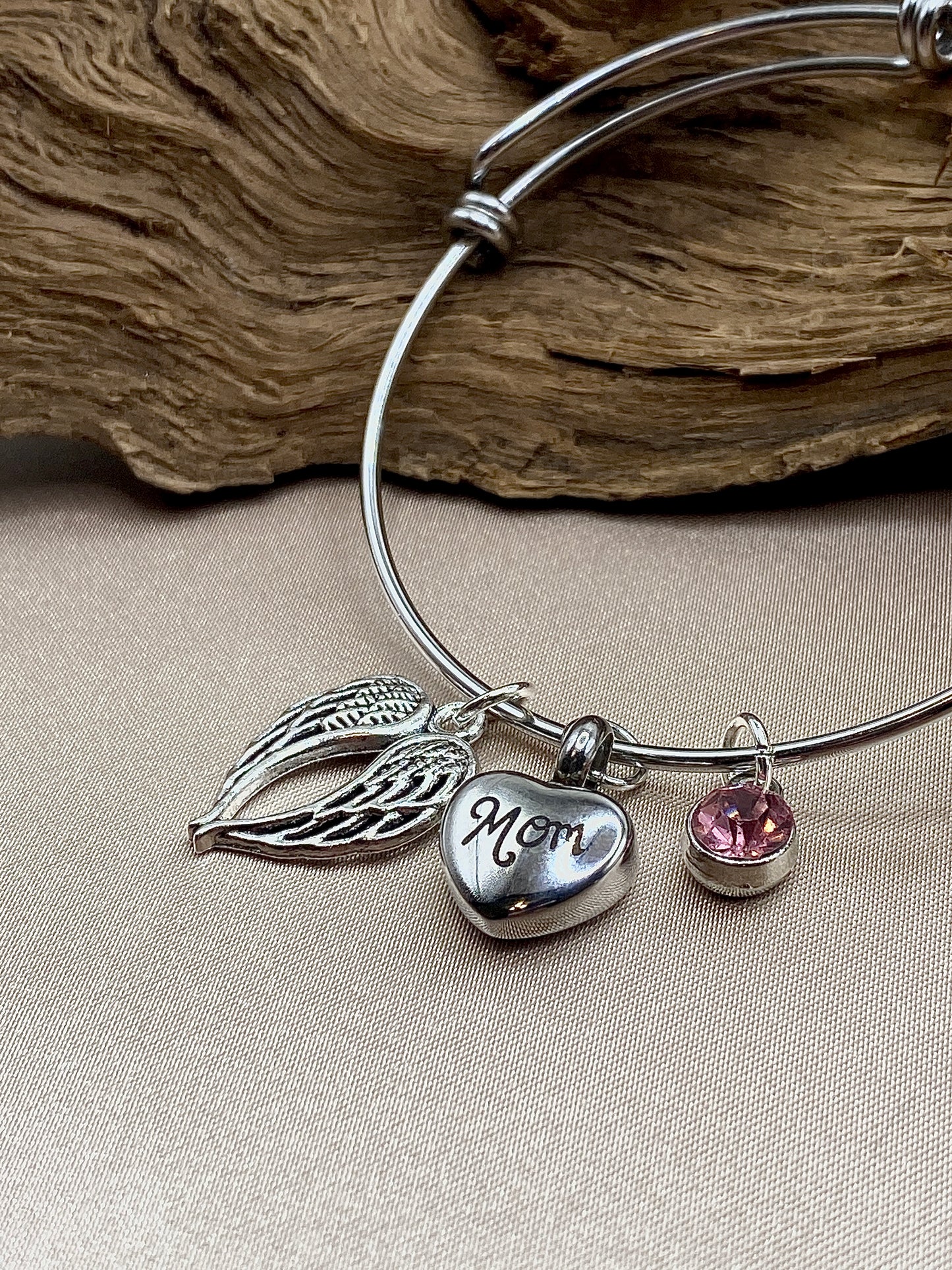 Elegant ashes bracelet with heart ash pendant for ashes
