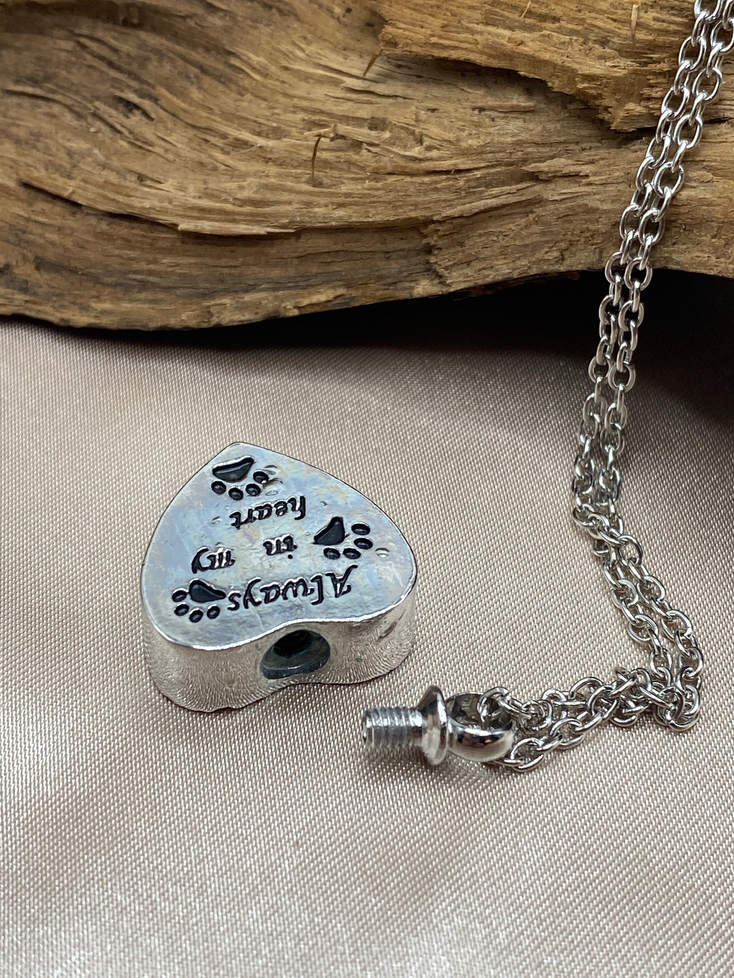 Heart Memorial Keychain with 'Always in My Heart' & Paw Prints - Pet Ashes Keepsake