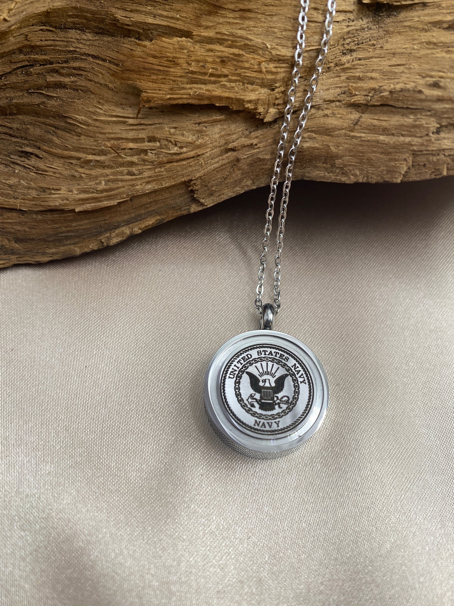 US Navy cremation pendant