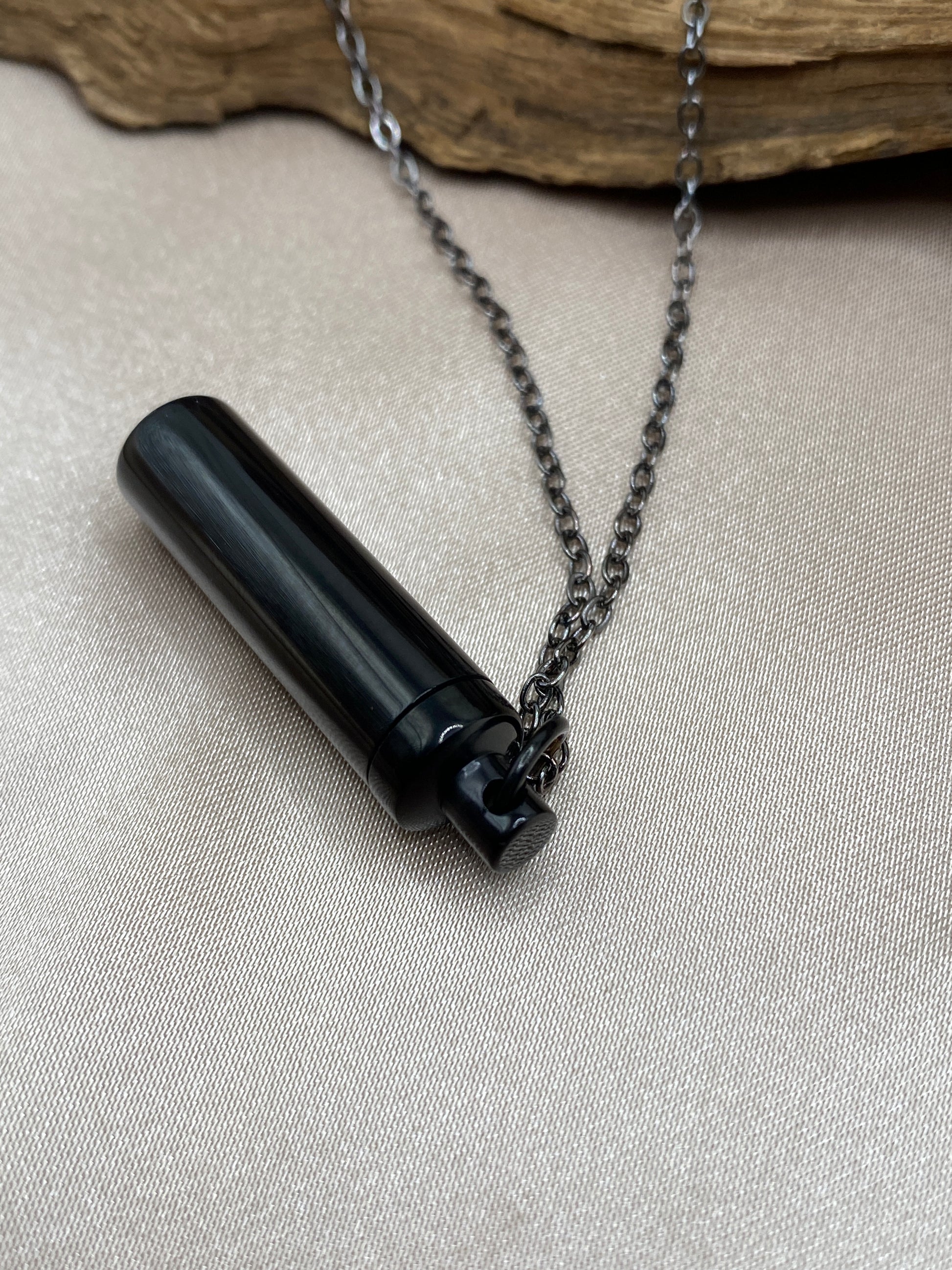 Memorial urn necklace for ashes