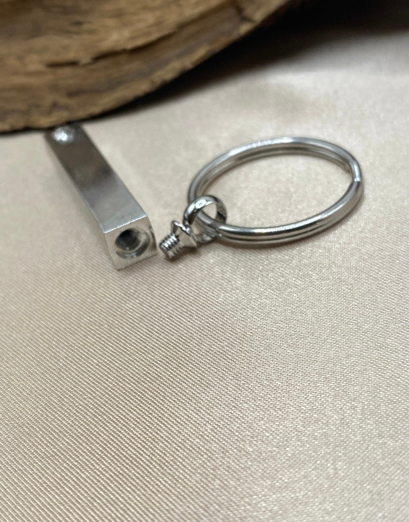 Silver Bar Memorial Cremation Keychain – Stainless Steel Ash Holder with Clear Stone