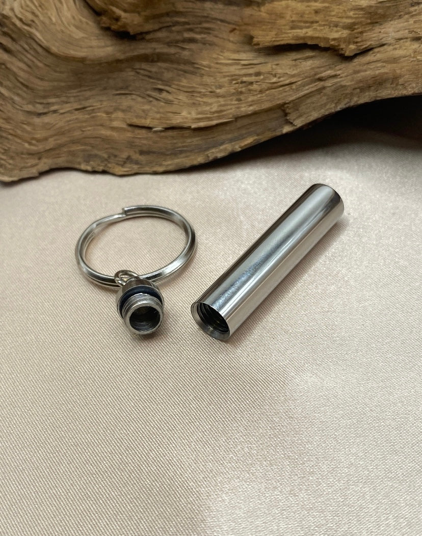 Silver Cylinder Urn Keychain – Stainless Steel Memorial Keepsake for Ashes