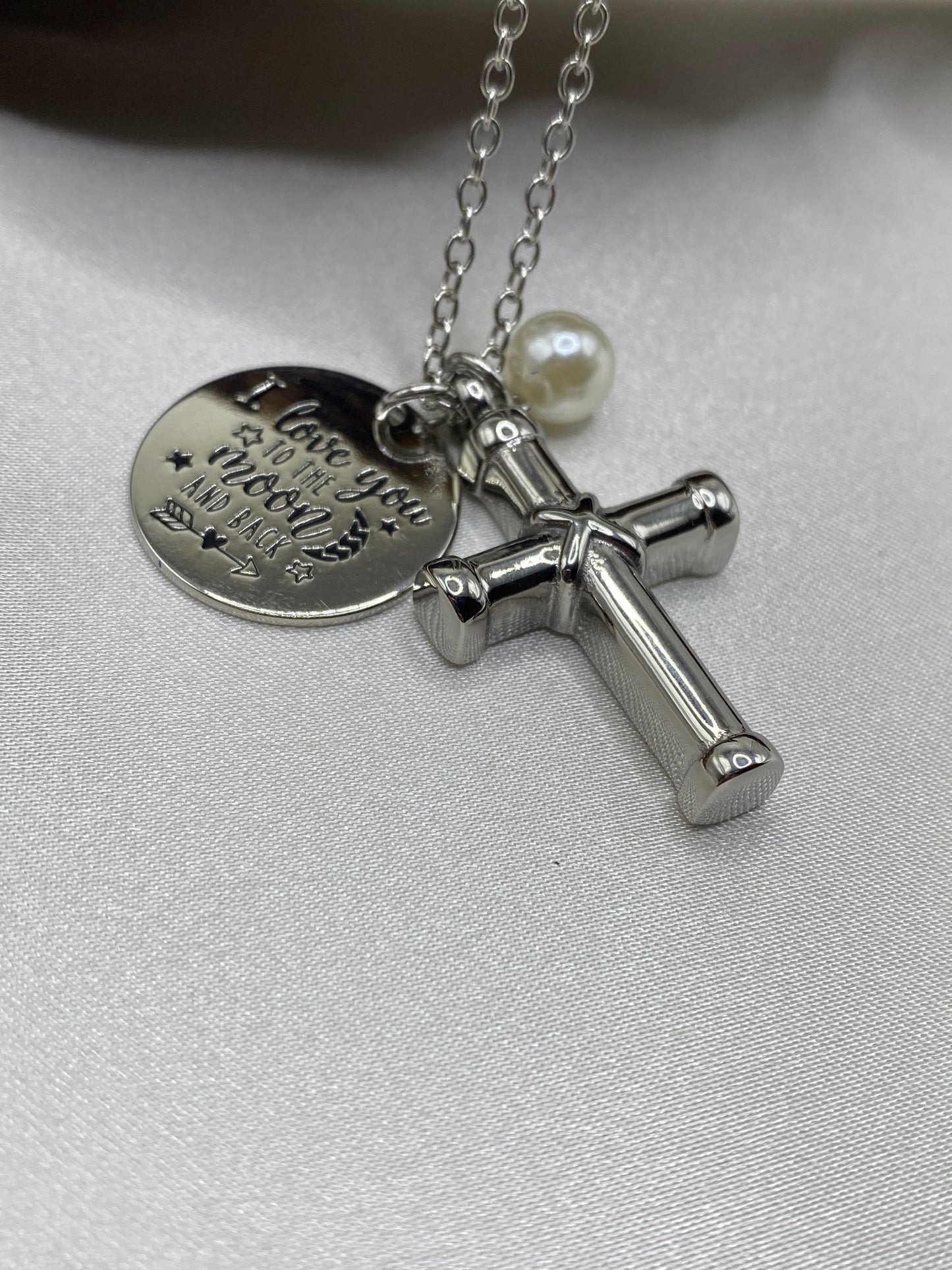 Memorial urn jewelry