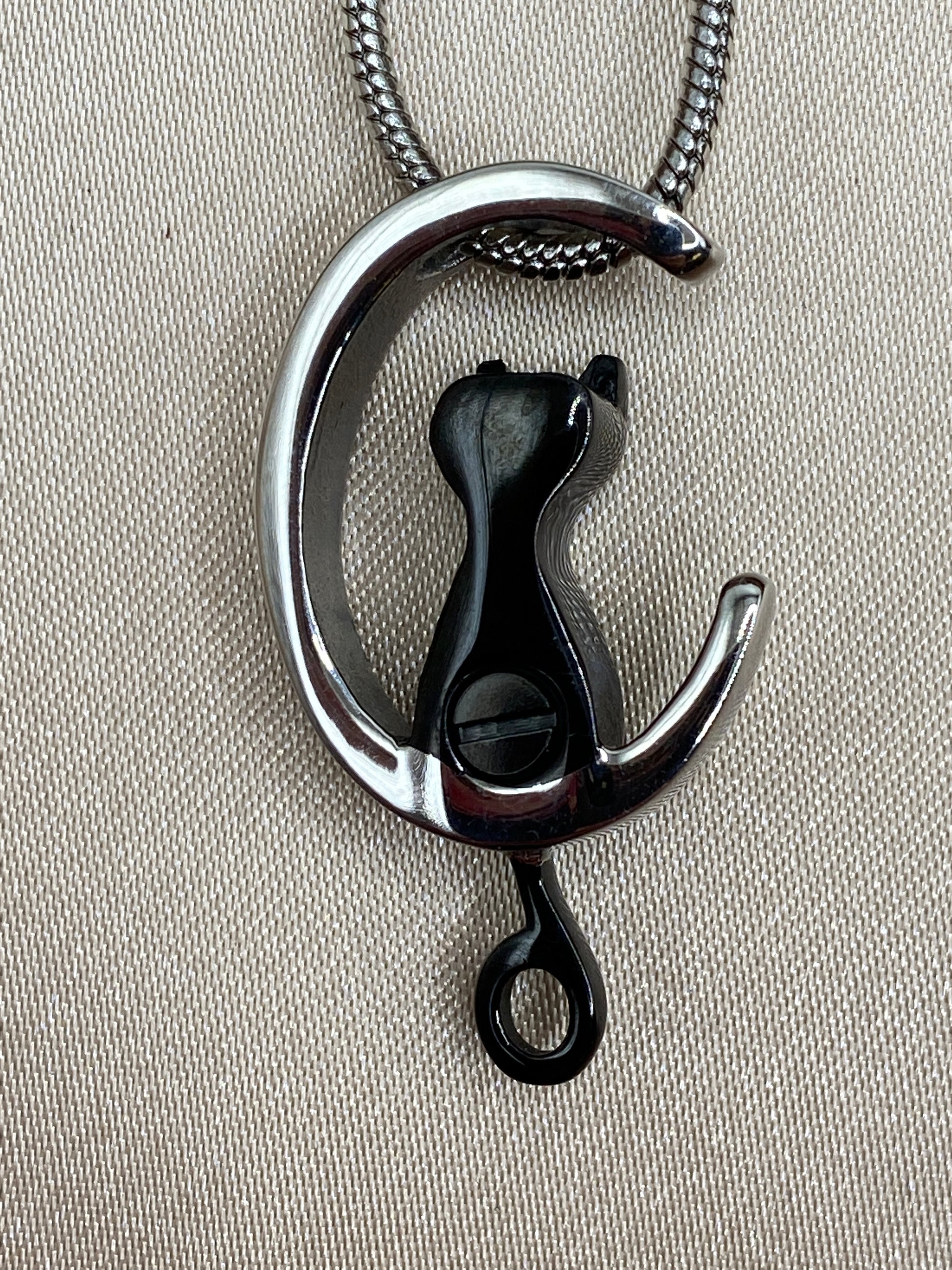 Back of cremation pendant