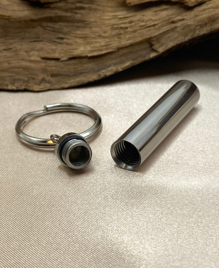Silver Cylinder Urn Keychain – Stainless Steel Memorial Keepsake for Ashes