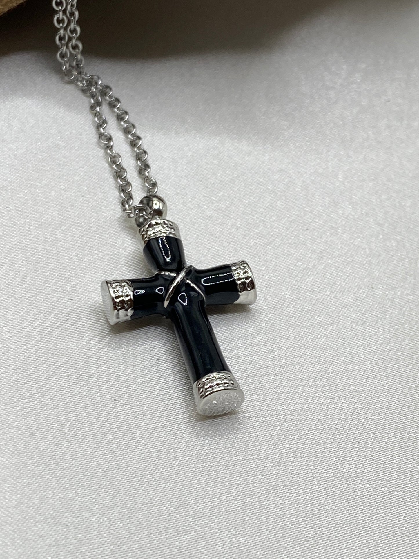 Cross Cremation Necklace - Rope Winding Cross Urn Necklace - Memorial Keepsake Jewelry - Urn Pendant Necklace - Keepsake Necklace for Ashes