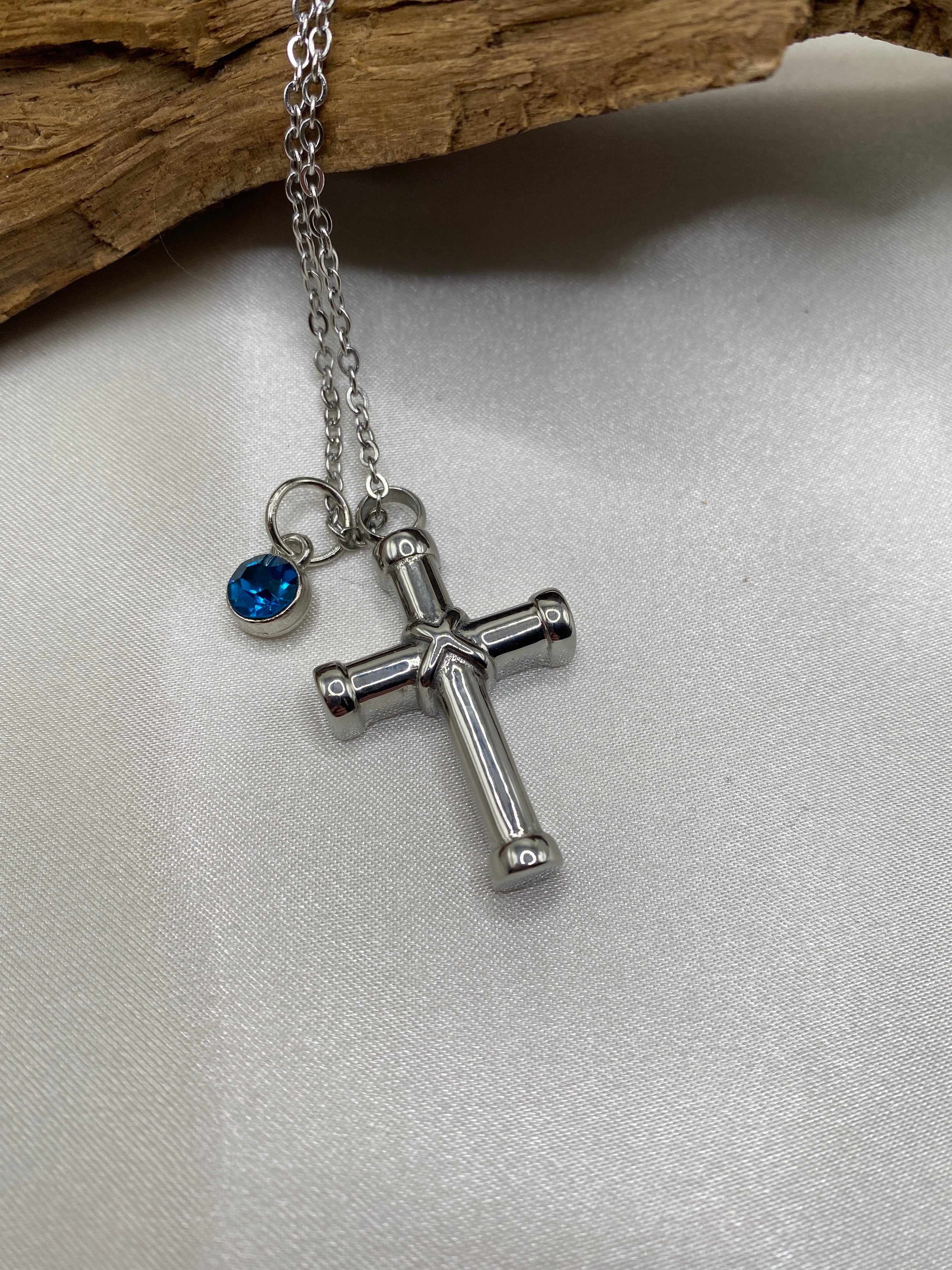 Amazon.com: Personalized Custom Engraved CREMATION CROSS URN Necklace Ashes  Jewelry Urns Waterproof Pendant Stainless Steel Memorial Ashes  Keepsake-B&G&S: Clothing, Shoes & Jewelry